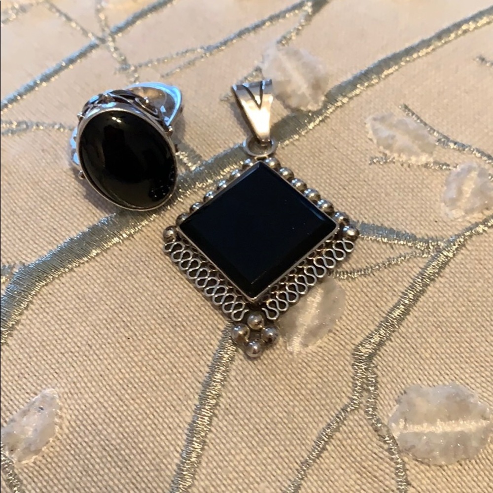 2 Pieces! Black onyx pendant and ring